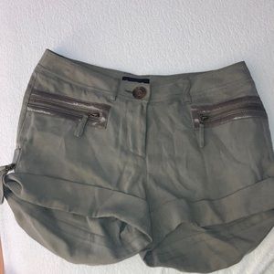 Lightly worn army green BEBE shorts!